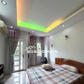 MẶT TIỀN KINH DOANH 5 TẦNG ĐÚC - BỜ KÈ XANH MÁT - BÌNH THẠNH